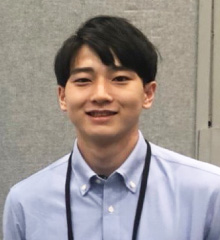 講師